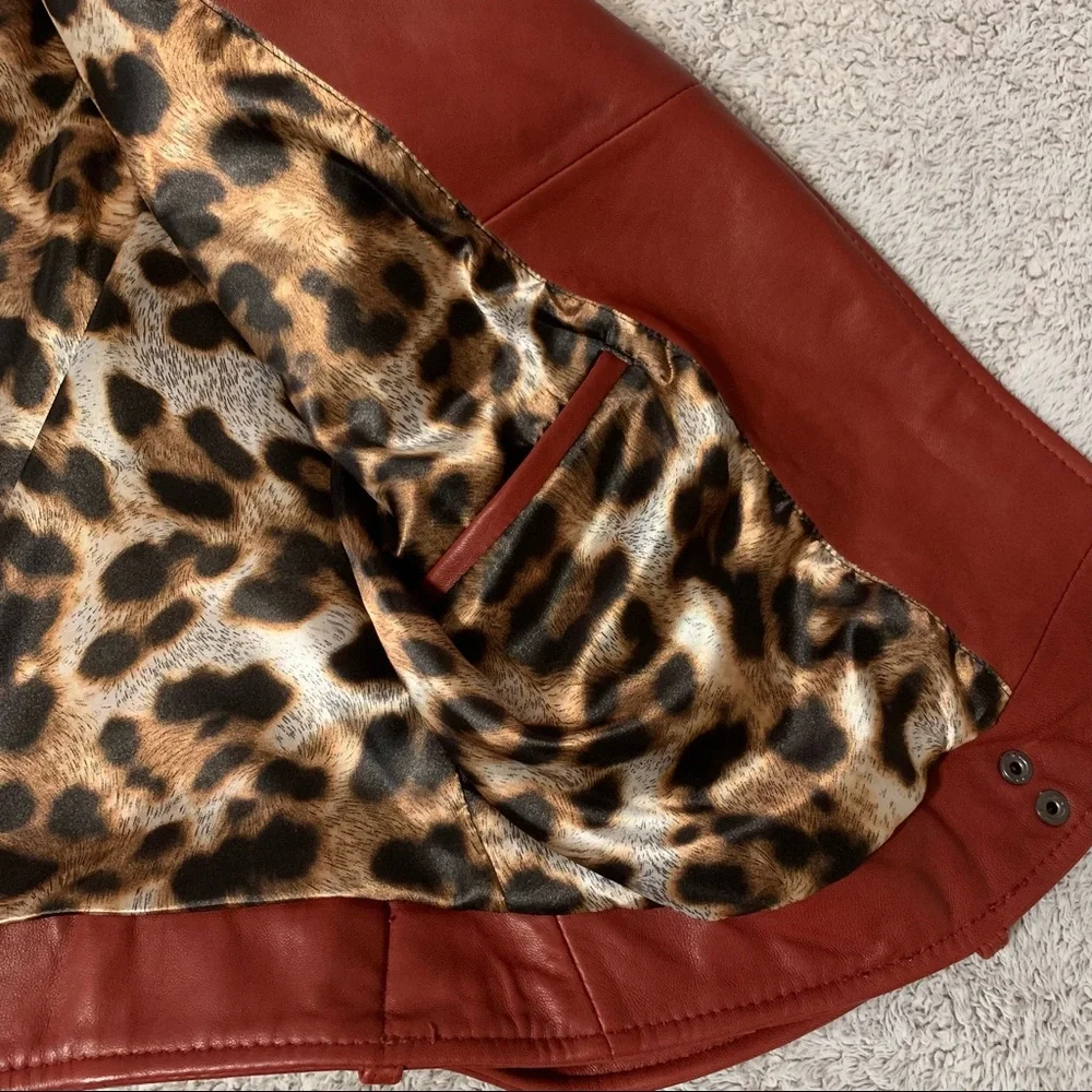 Genuine leather vest ❤️ - Picture 3 of 9